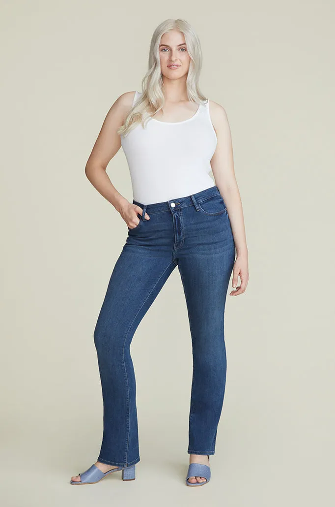 DEN TALL - SLIM BOOTCUT JEANS | MARTINE