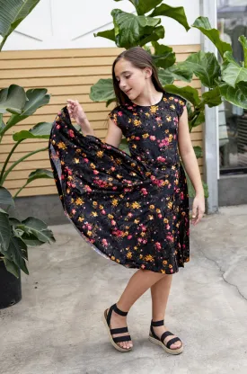 Reese Twirl Black Floral Velvet