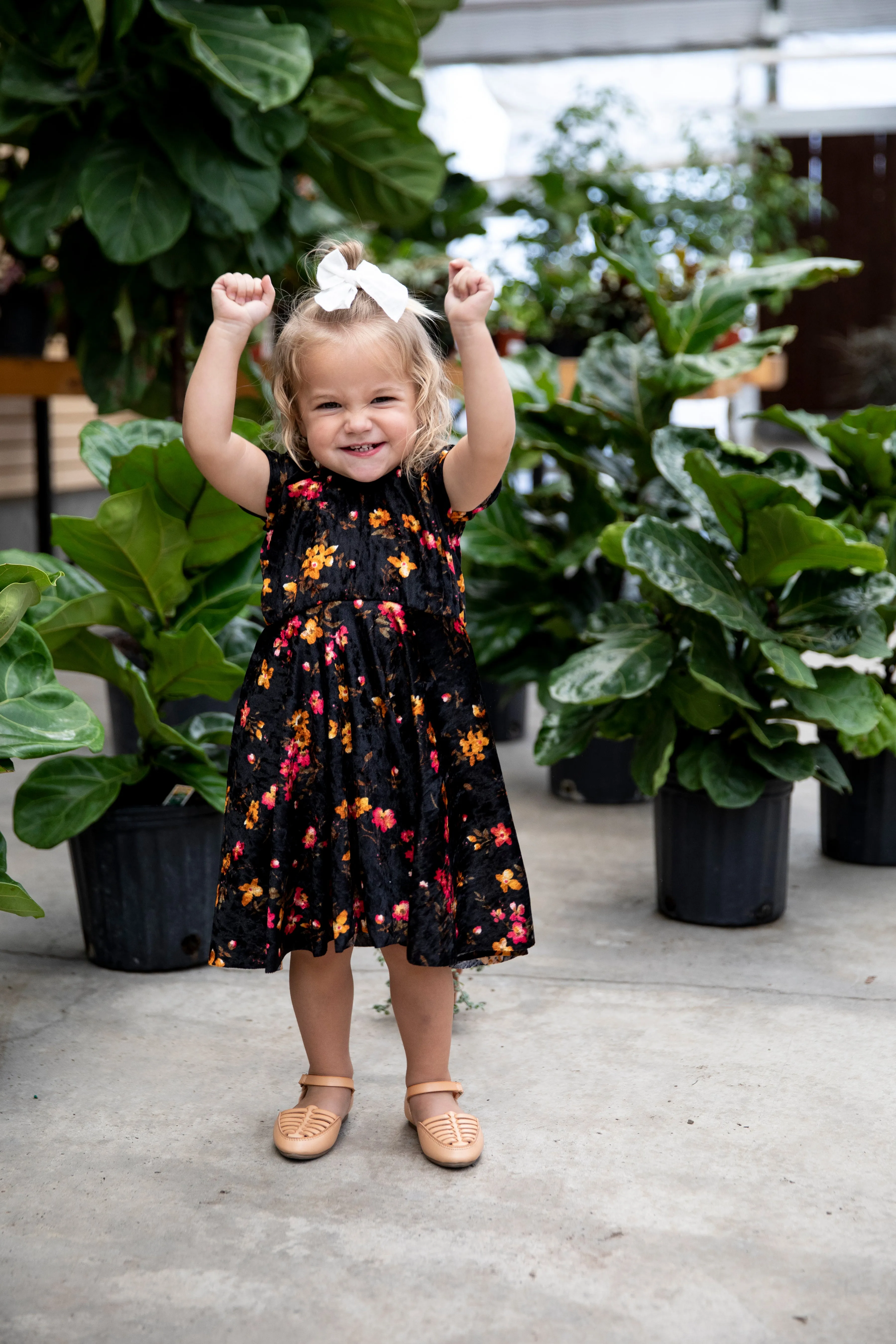 Reese Twirl Black Floral Velvet