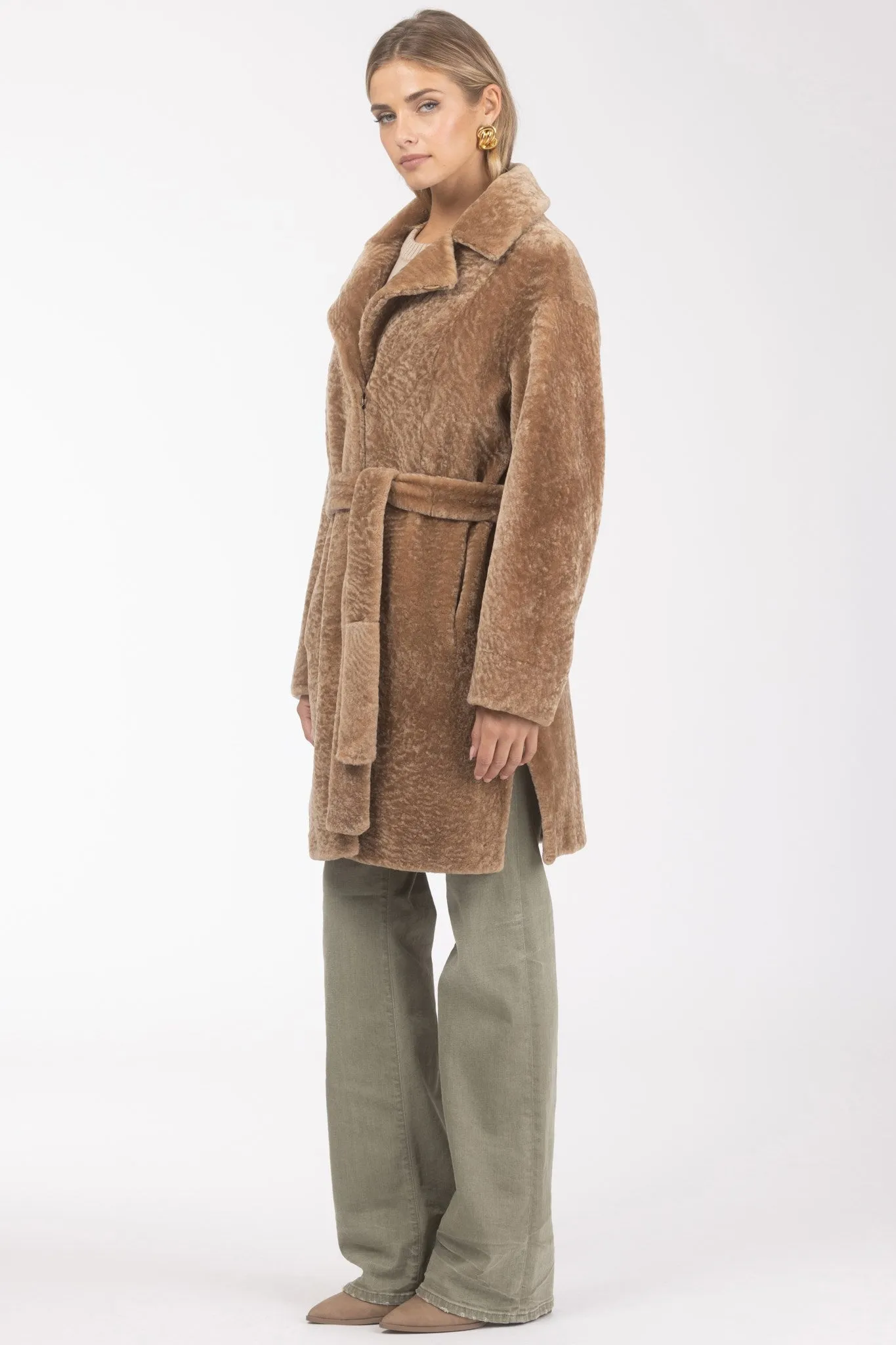 Reversible Select Shearling Lamb Stroller with Belt