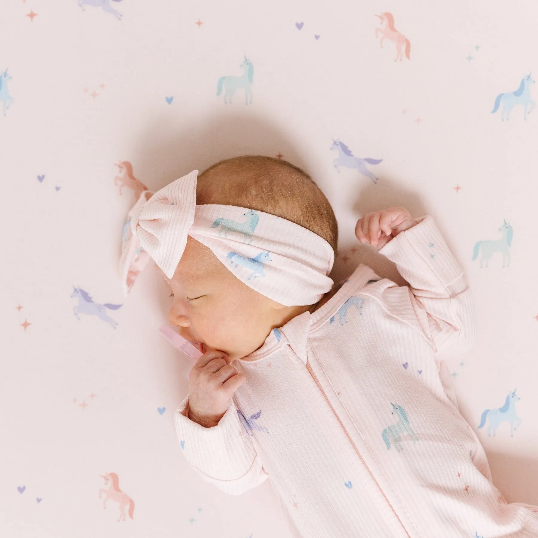 Unicorns Crib Sheet